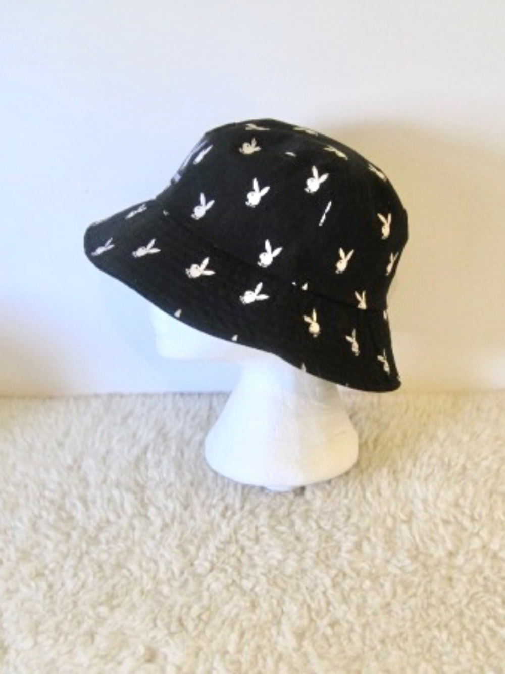 Playboy Rabbit Head Logo Bucket Hat - Picture 3 of 8
